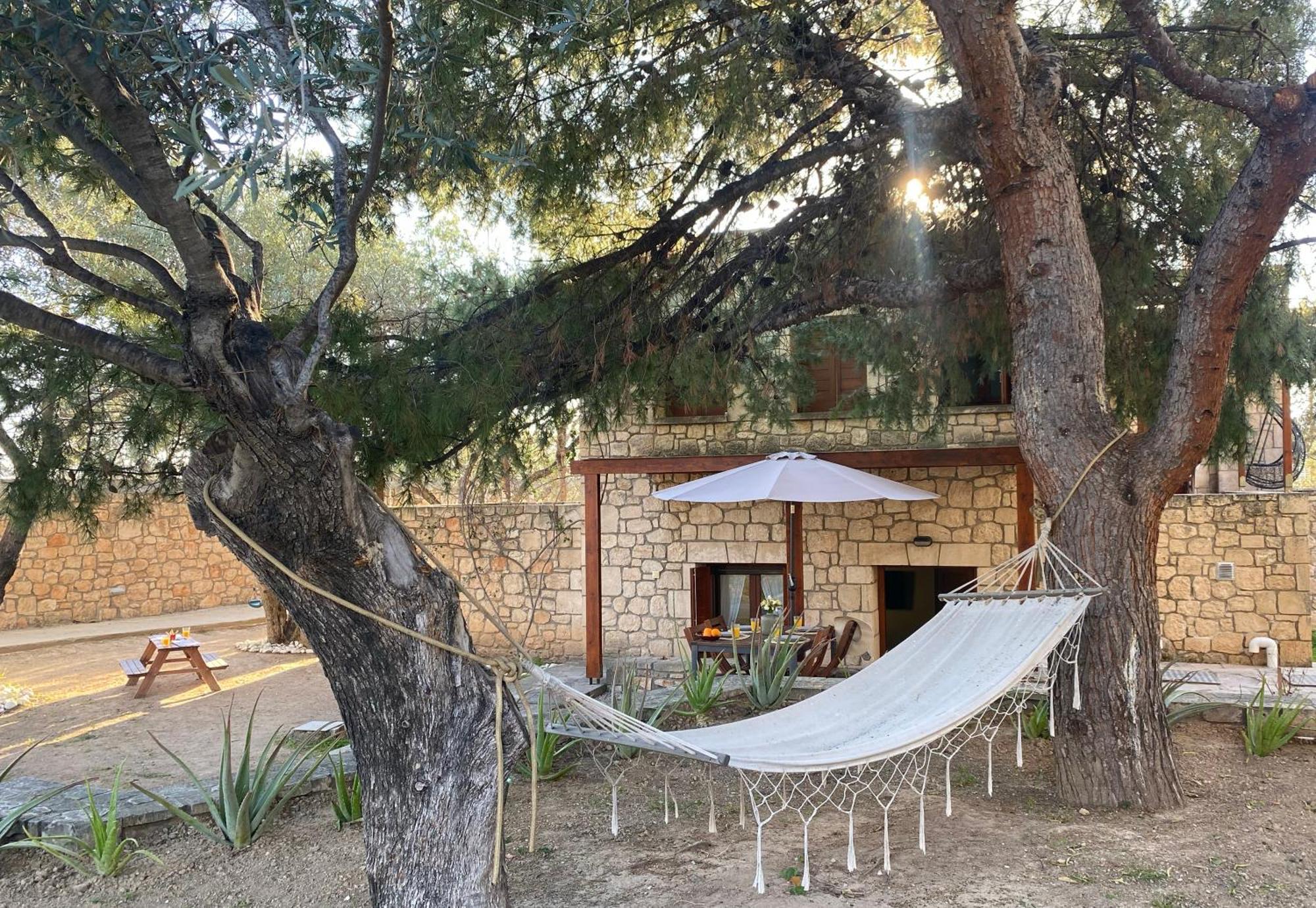 Pyrgos Ralli Estate Guesthouse Aegina 外观 照片